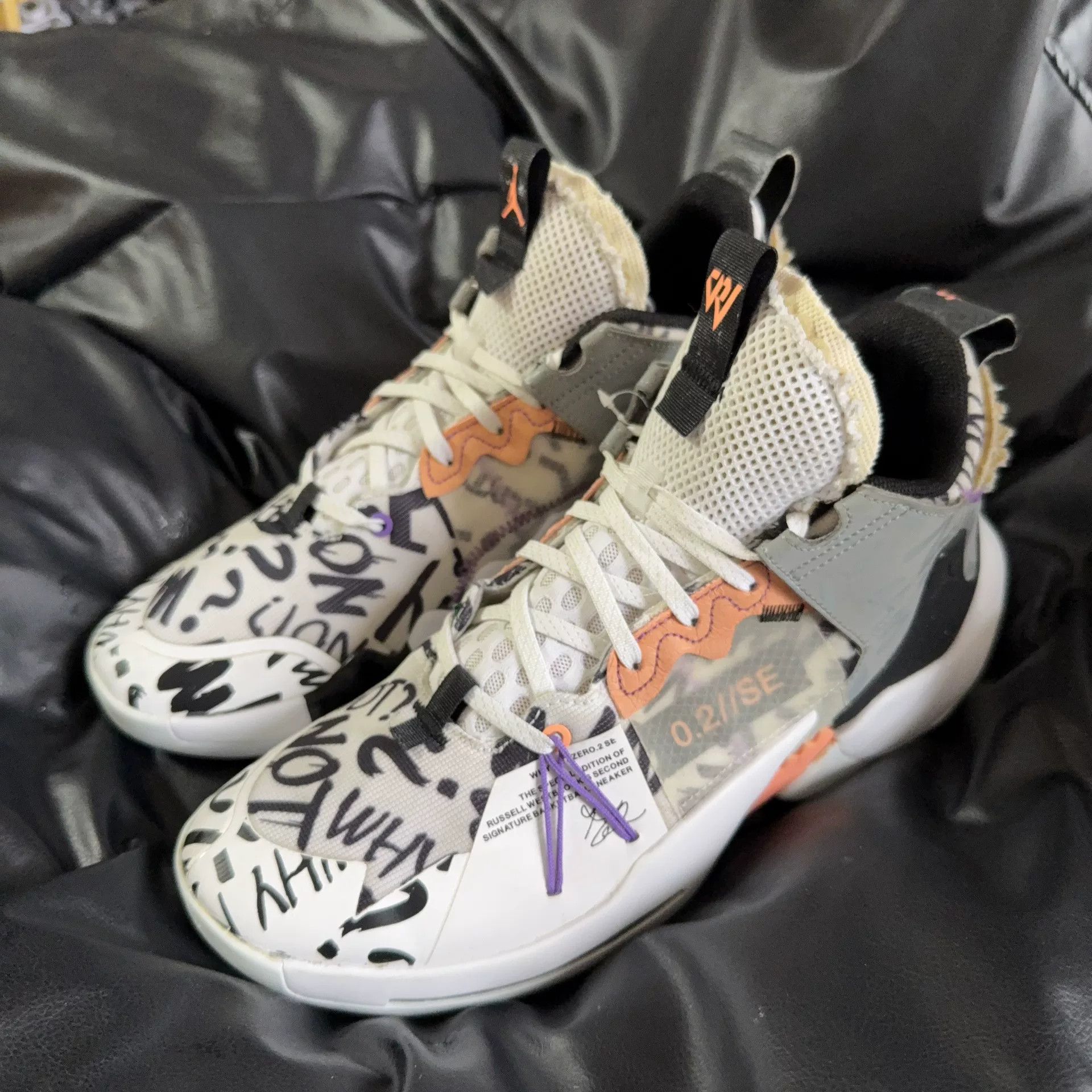 Nike Nike Graphic Gray Lowtop Sneakers 44 Men Size US 10.5 / EU 43-44 - 1 Thumbnail