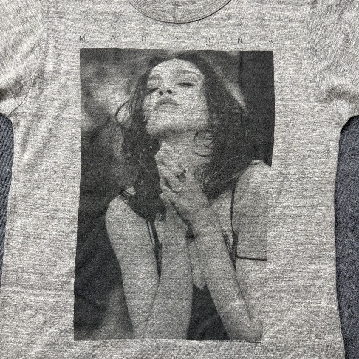 Vintage Madonna Photo Graphic T-Shirt Size US S / EU 44-46 / 1 - 2 Thumbnail