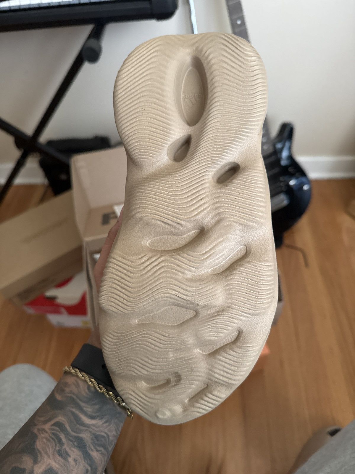 Adidas × Kanye West × Yeezy Adidas Yeezy Foam RNR Clay Taupe Size US 10 / EU 43 - 4 Thumbnail