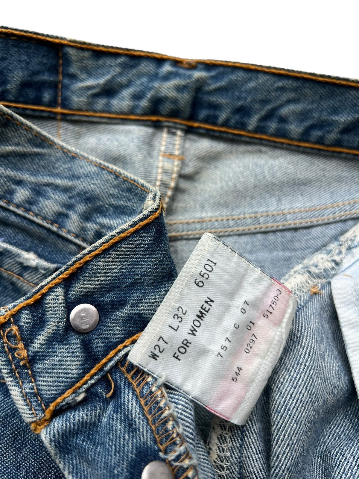 Levi's Vintage 90s Levi’s 501 Stone Wash Denim Jeans 27x28.5 Size 27" / US 4 / IT 40 - 10 Thumbnail