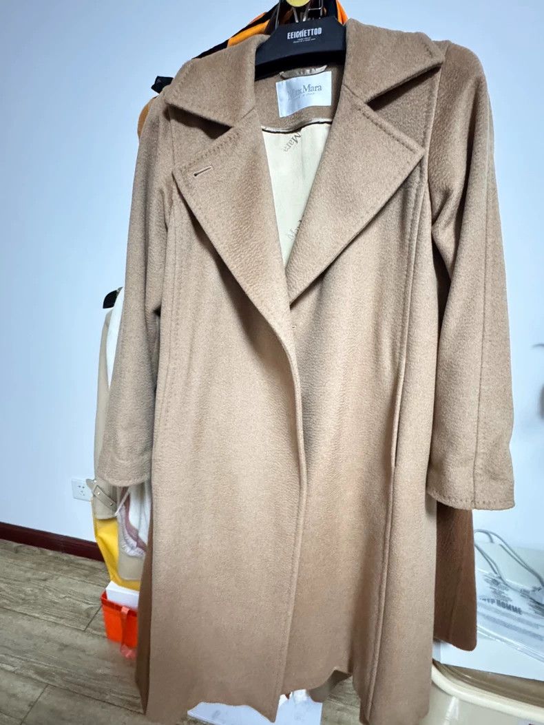 Max Mara Max Mara 100% camel hair coat Size M / US 6-8 / IT 42-44 - 1 Thumbnail