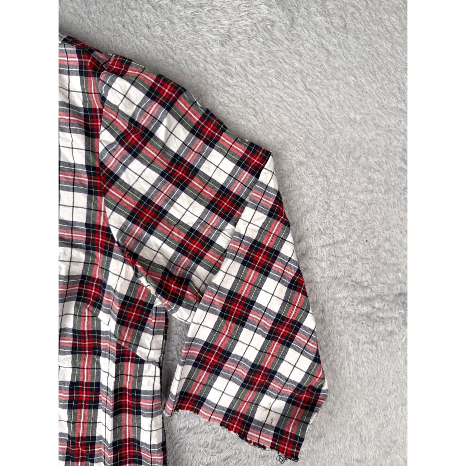 Tommy Hilfiger VINTAGE Tommy Hilfiger Shirt Women 16 Red Black White Plaid Button-Up 3/4 Sleeve Adults Regular Size 16 Red Womens Size XXL / US 16-18 / IT 52-54 - 2 Thumbnail