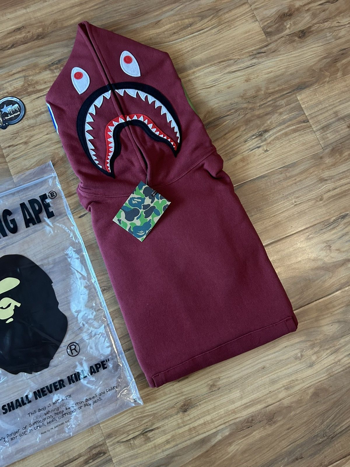 Bape STEAL Bape Burgundy Shark Pullover Hoodie Size US S / EU 44-46 / 1 - 6 Thumbnail