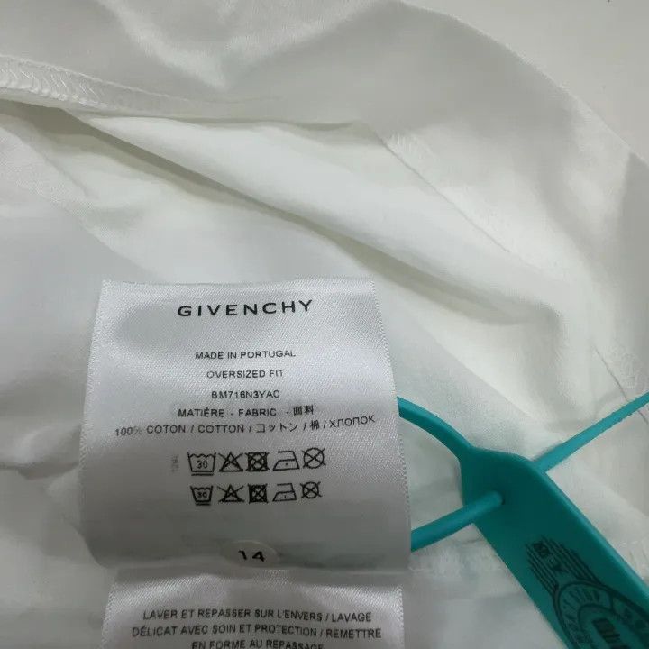 Givenchy Givenchy Givenchy FW22 Letter Print Short Sleeve TShirt -2 Size US XL / EU 56 / 4 - 4 Thumbnail