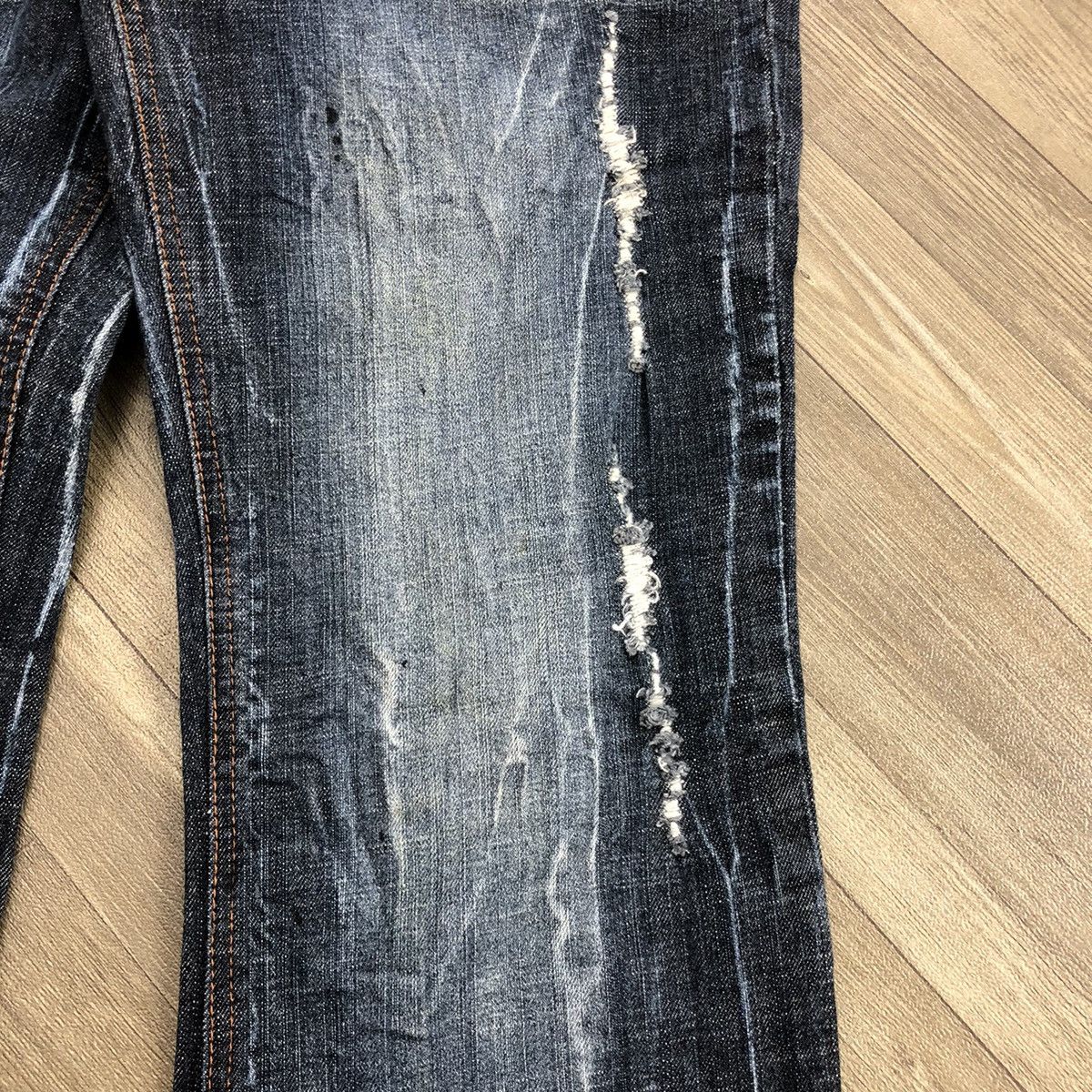 Japanese Brand 2000s Antfui Distressed Painted Lgb Goa Bootcut Flared Jeans Size US 28 / EU 44 - 7 Thumbnail