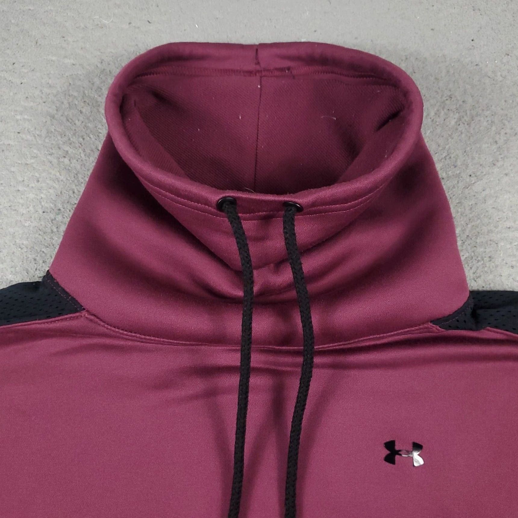 Under Armour VINTAGE Under Armour Womens Sweatshirt Pullover Hoodie Small Burgundy Casual Activewear Sports Size S / US 4 / IT 40 - 3 Thumbnail
