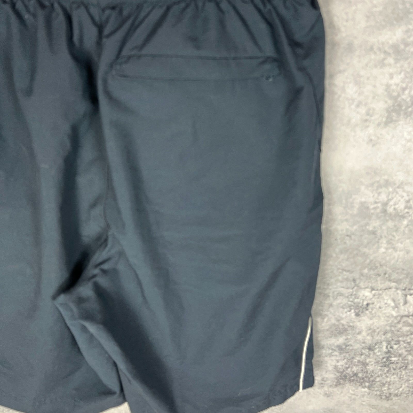 Nike Nike Vintage Shorts Men's Size L Blue ` Size US 34 / EU 50 - 7 Thumbnail