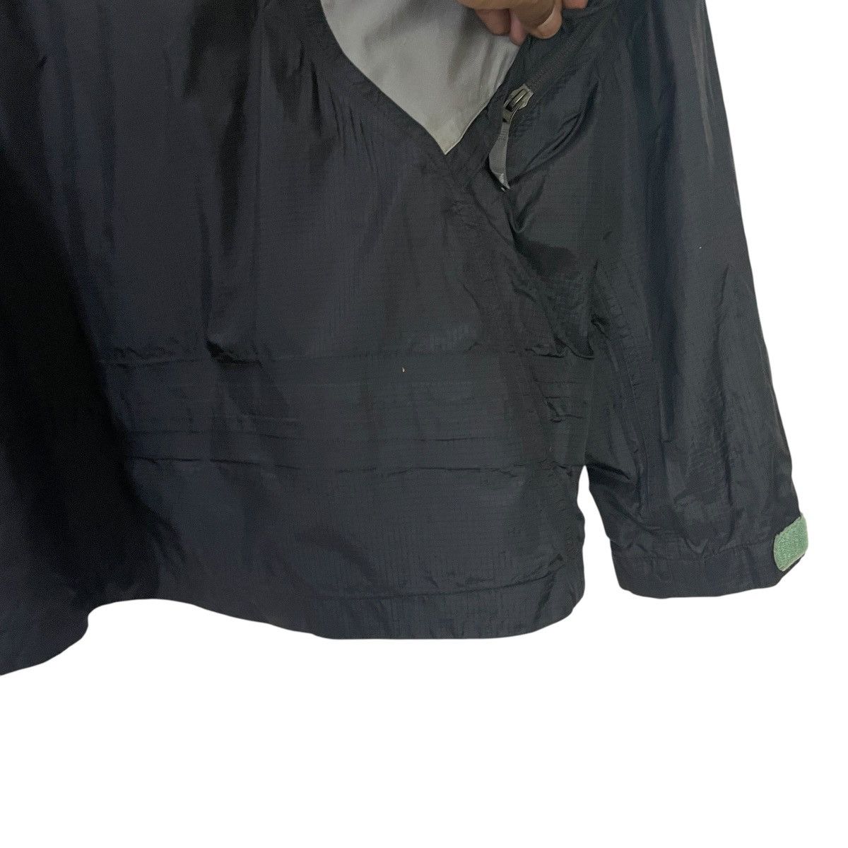 Nike ACG Vintage Nike Acg Hoodies Jacket Size US L / EU 52-54 / 3 - 14 Thumbnail