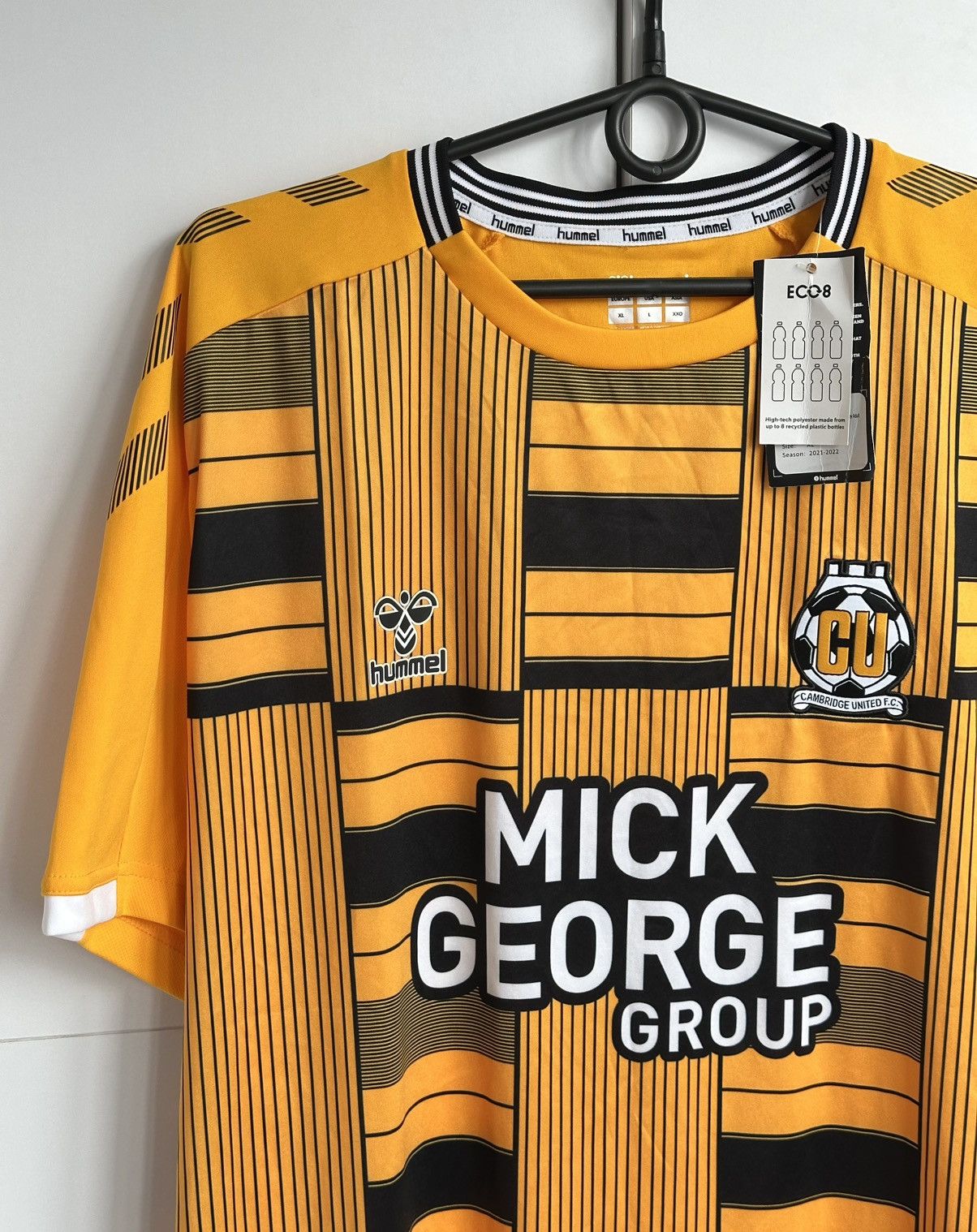Hummel Hummel Cambridge United 2021 home Football Shirt Size XL Size US XL / EU 56 / 4 - 3 Thumbnail