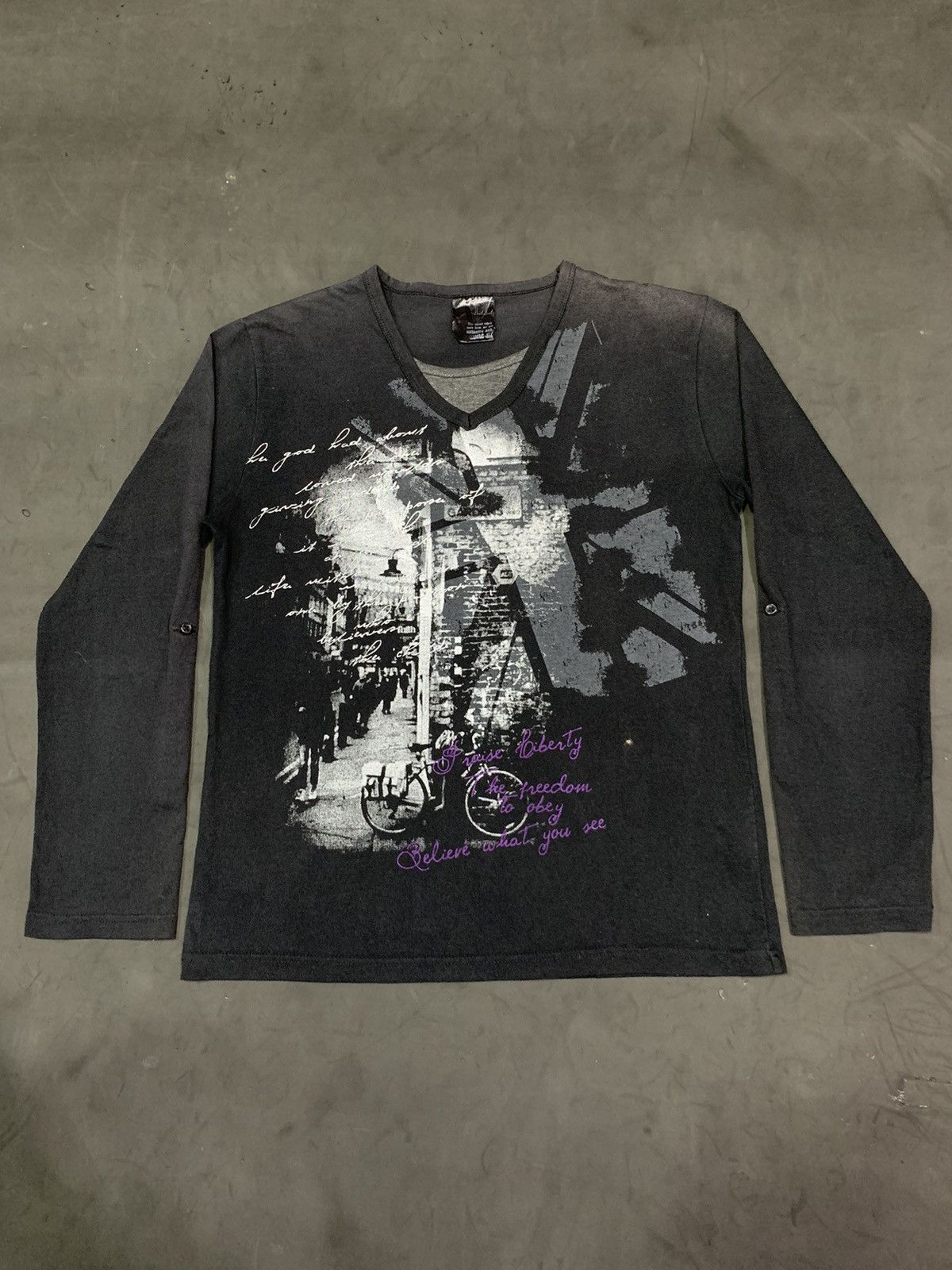Japanese Brand 🖤BLACFRIDAY🖤Japanese poem tee sleeve multi fungsi Size US S / EU 44-46 / 1 - 1 Thumbnail