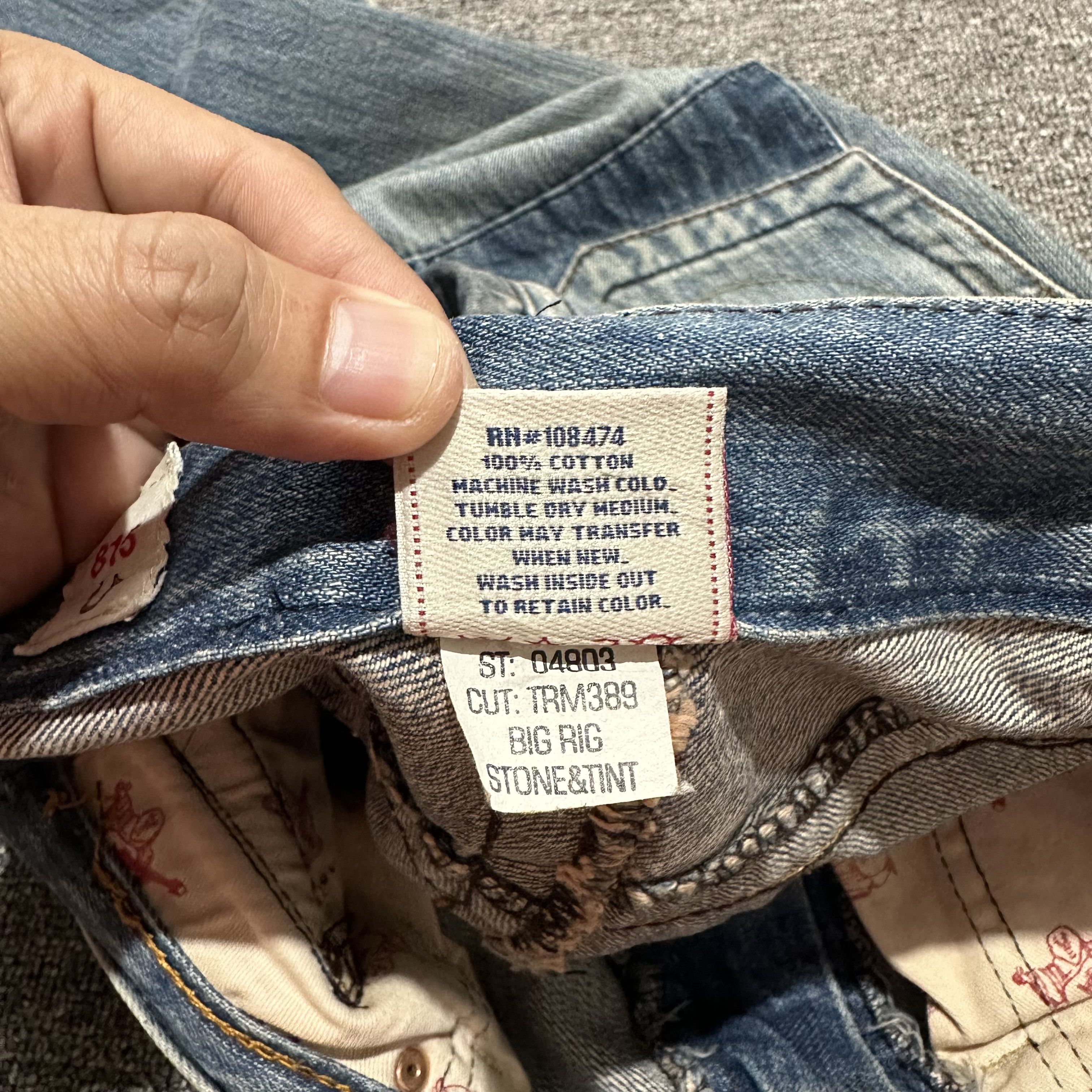 True Religion True Religion Patchwork Distressed Denim Rare Size US 34 / EU 50 - 7 Thumbnail
