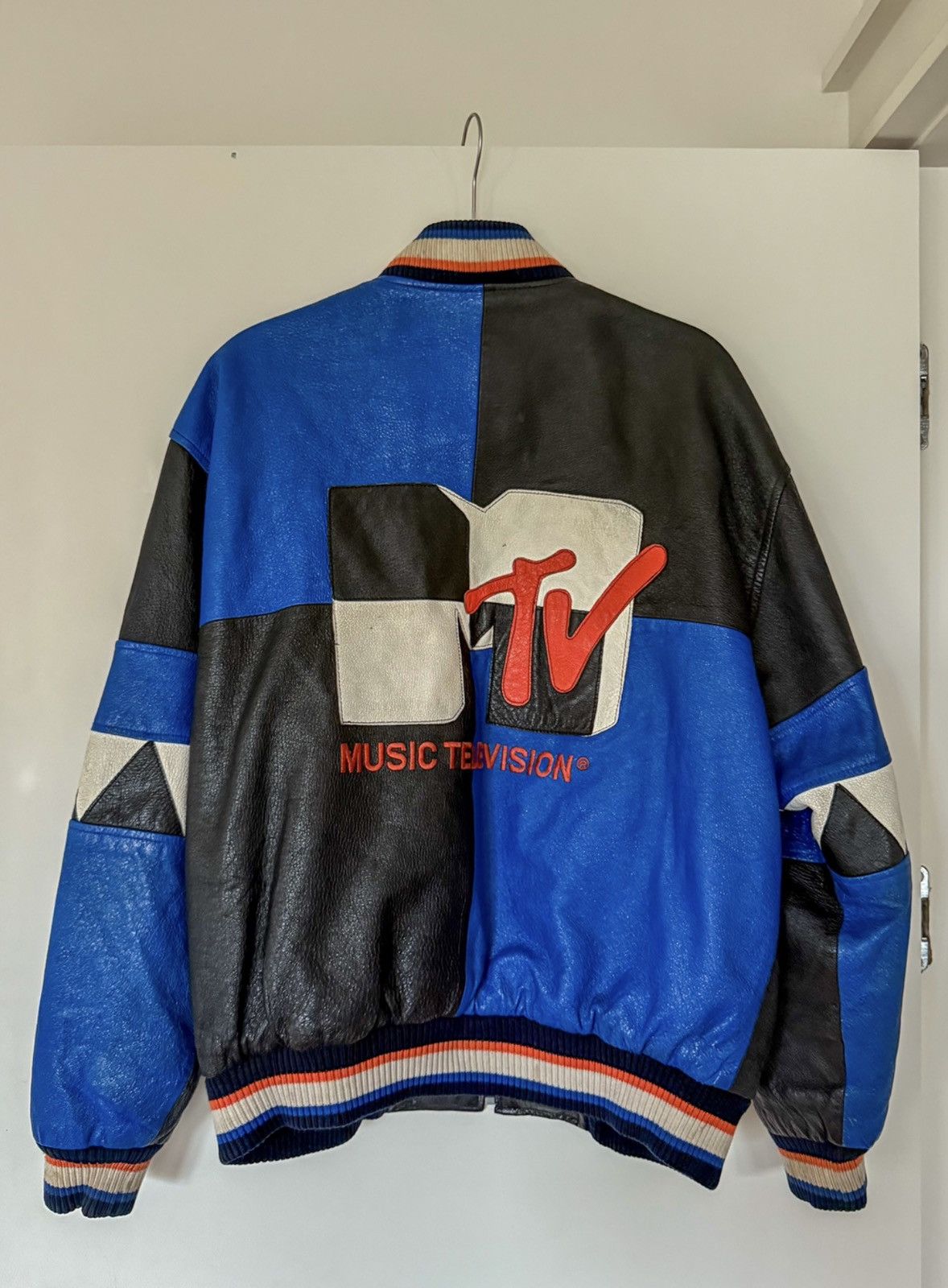 Other ORIGINAL 1992 MTV Bomber Size M / US 6-8 / IT 42-44 - 1 Thumbnail
