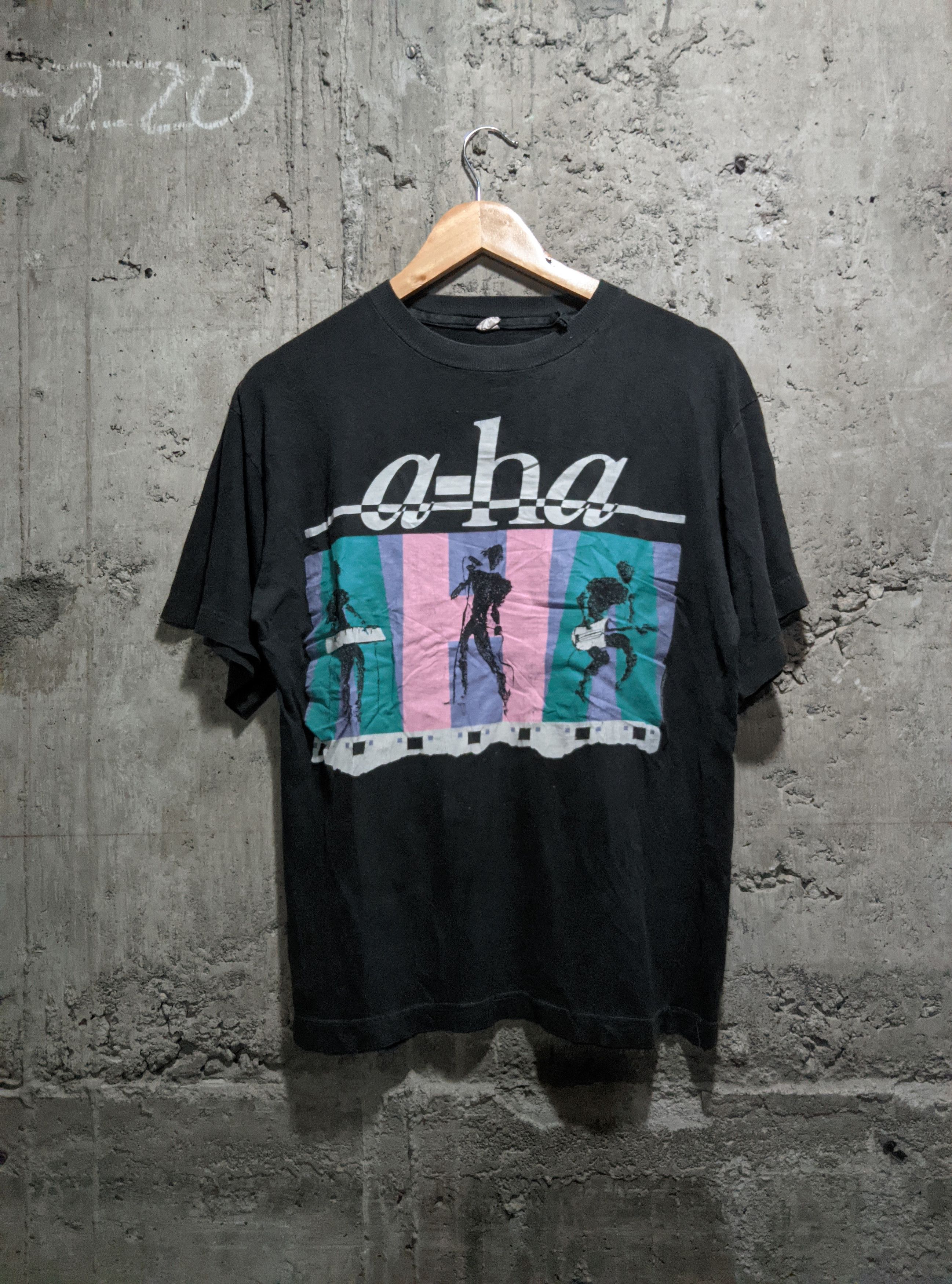 Band Tees Vintage 1988 a-ha stay on these roads pop rock Size US M / EU 48-50 / 2 - 1 Thumbnail
