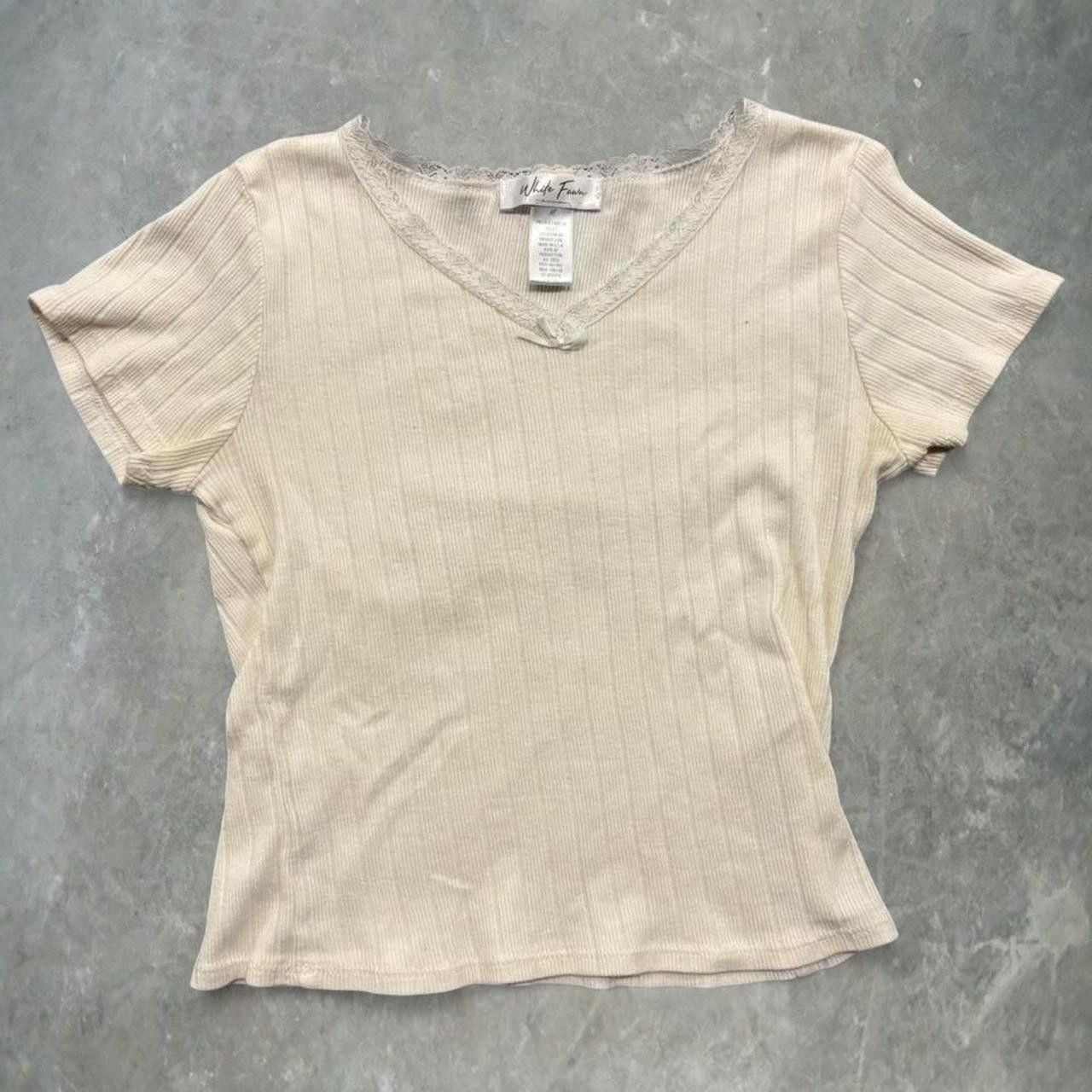 Vintage Crazy Vintage Y2K/2000s White Striped V Neck Cute Shirt! Size M / US 6-8 / IT 42-44 - 1 Thumbnail