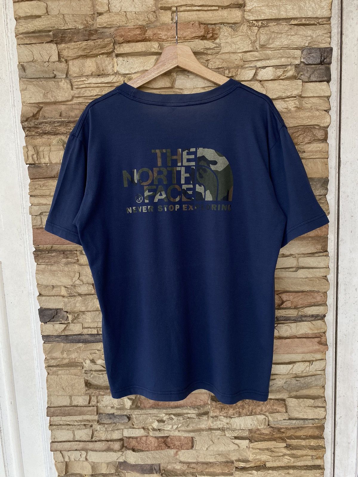 The North Face × Vintage The North Face Camo Logo Tees Size US XL / EU 56 / 4 - 1 Thumbnail