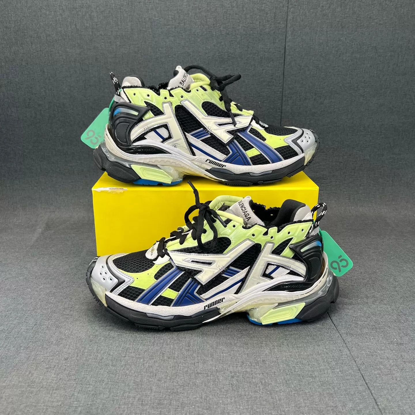 Balenciaga Balenciaga Runner Blue Gray Green 44 Size US 11 / EU 44 - 3 Thumbnail