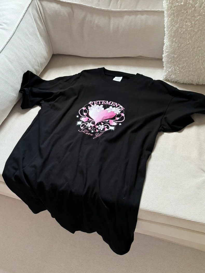 Vetements vetements Black love printing short sleeves Size US S / EU 44-46 / 1 - 3 Thumbnail