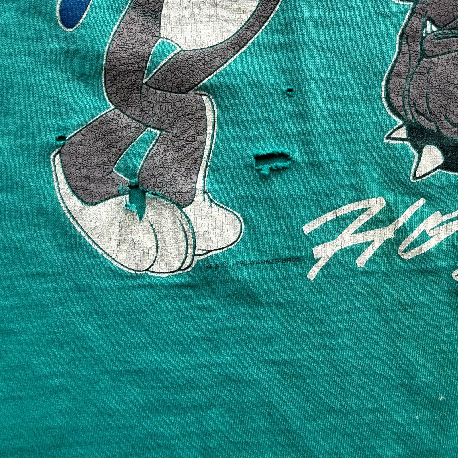 Vintage 90’s Georgetown Bugs Bunny Looney Tunes Tee Distressed Size US L / EU 52-54 / 3 - 3 Thumbnail