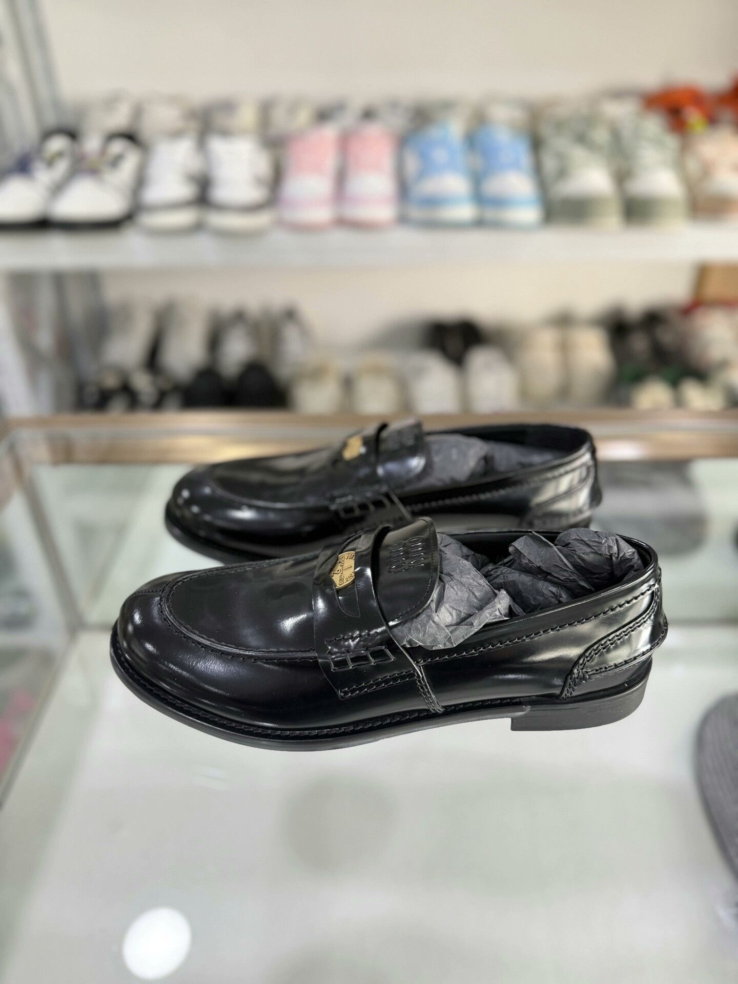 Miu Miu Miu Miu Black Gold Coin Loafers Men 42 Size US 9 / EU 42 - 1 Thumbnail