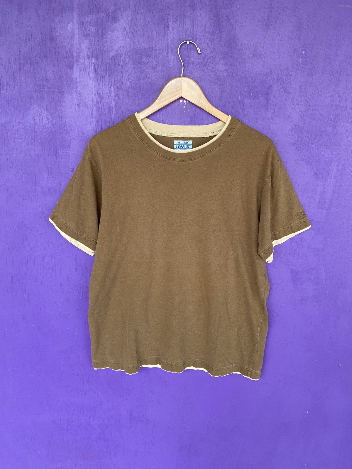 Levi's Vintage 00s Levis clothing essential double neck tee Size US L / EU 52-54 / 3 - 1 Thumbnail