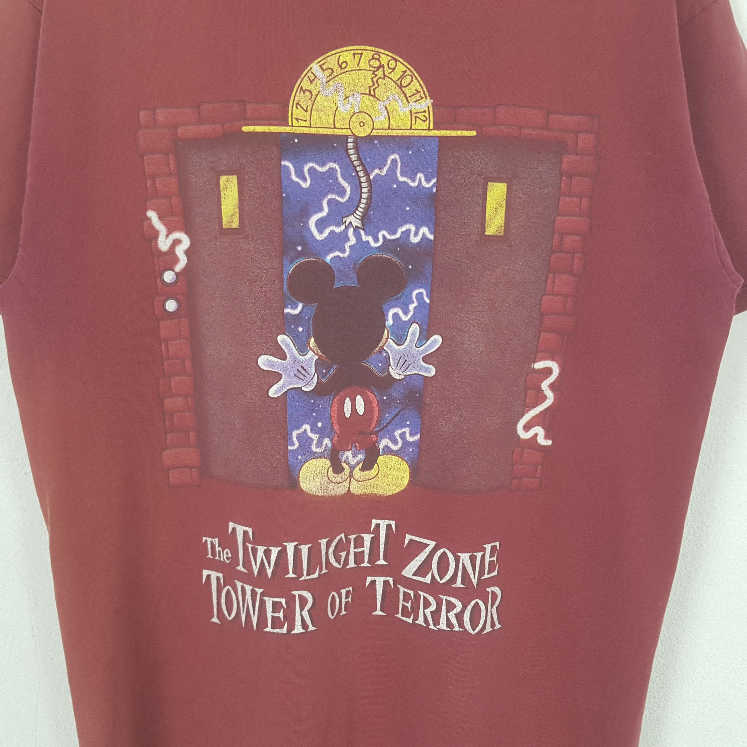 Mickey Mouse Vintage The Twilight Zone Tower Of Terror Tshirt C299N39 Size US L / EU 52-54 / 3 - 2 Thumbnail