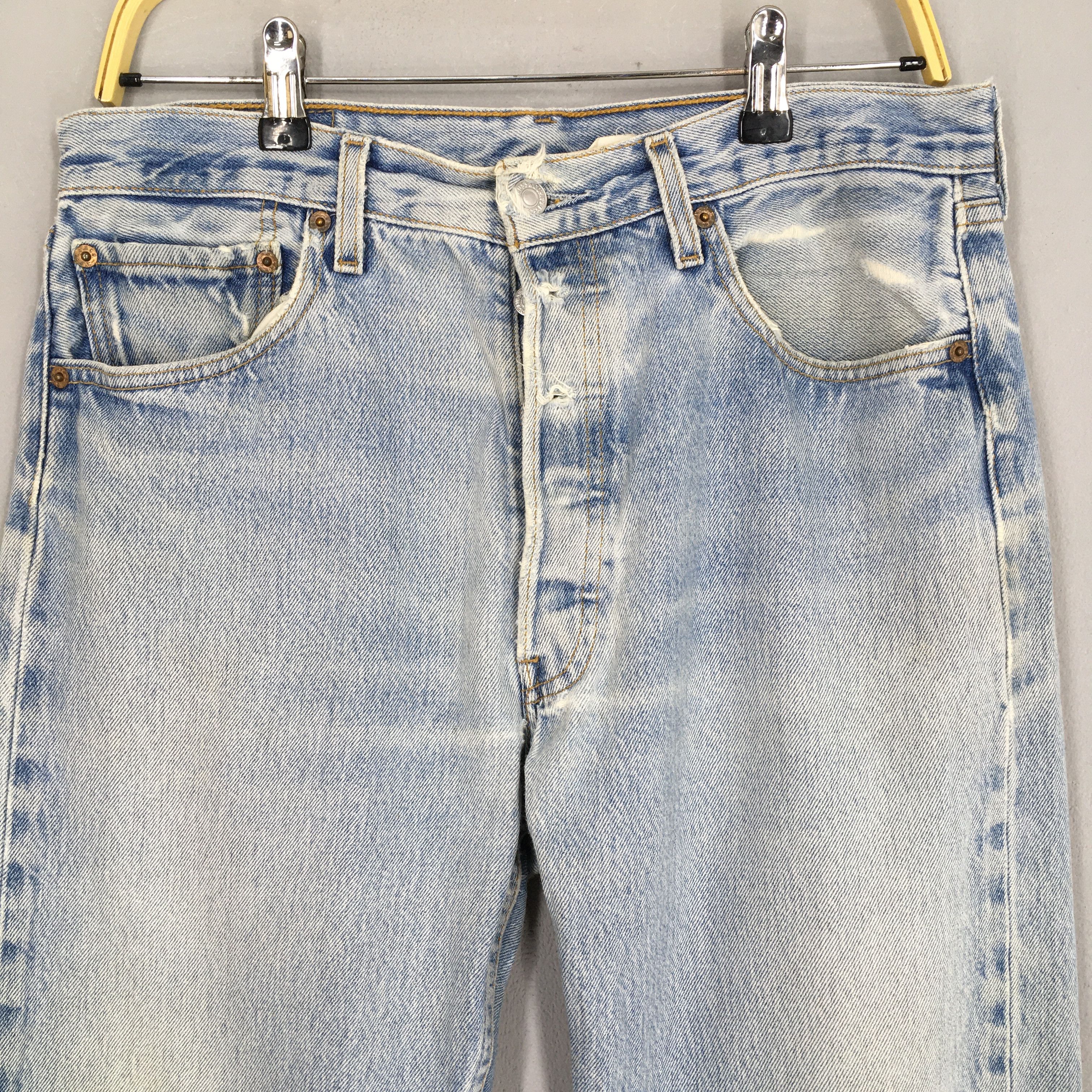 Size 31x29.5 Vintage 80s Levi's 501 Light Wash Jeans
