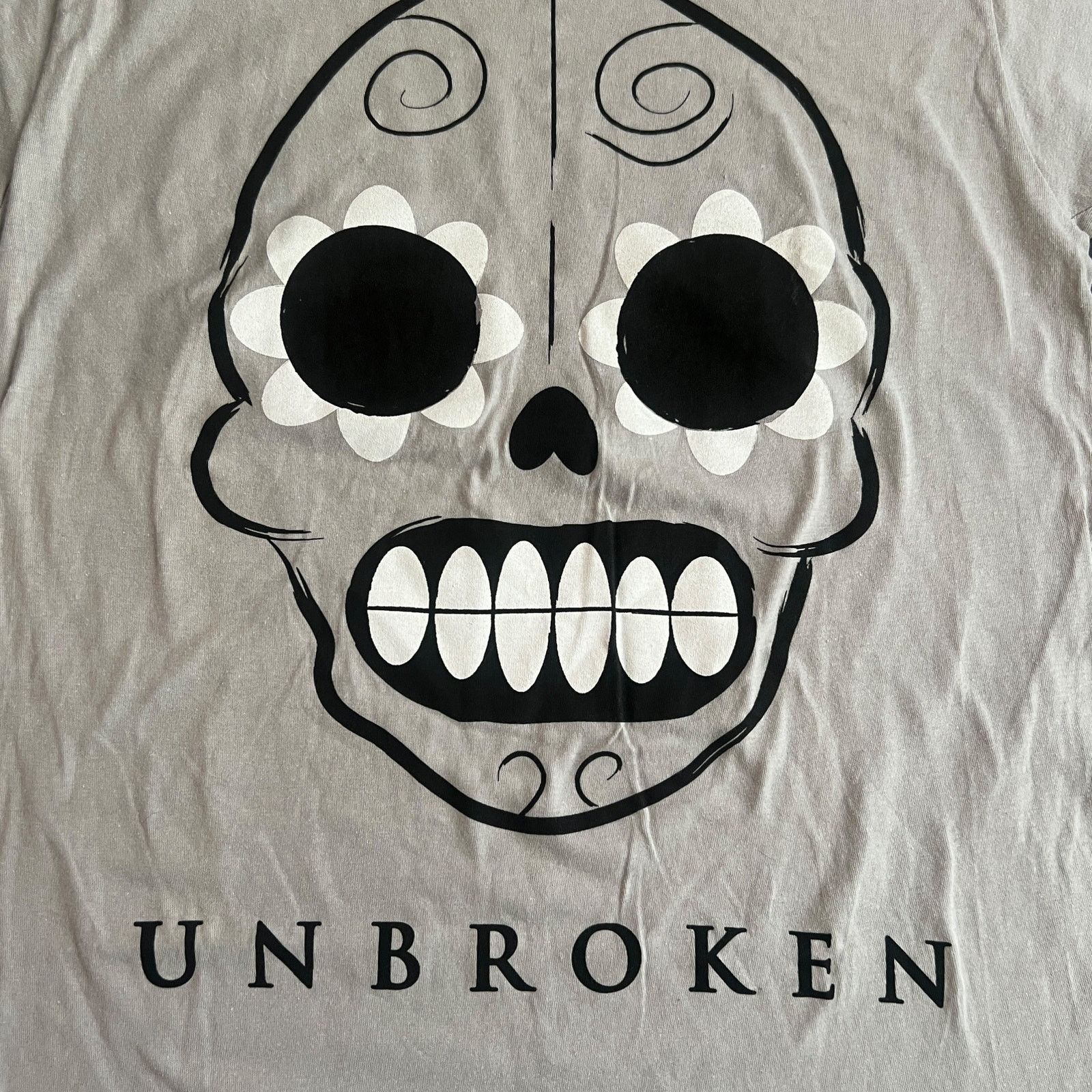 Other Unbroken Band Sugar Skull Light Gray T-Shirt Size S Size US S / EU 44-46 / 1 - 2 Thumbnail