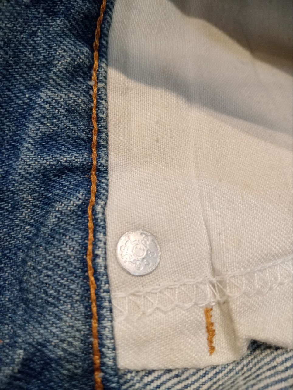 Levi's Vintage Clothing RARE LEVI'S VINTAGE 505 ORANGE TAB BLEACH JEANS Size US 33 - 9 Thumbnail