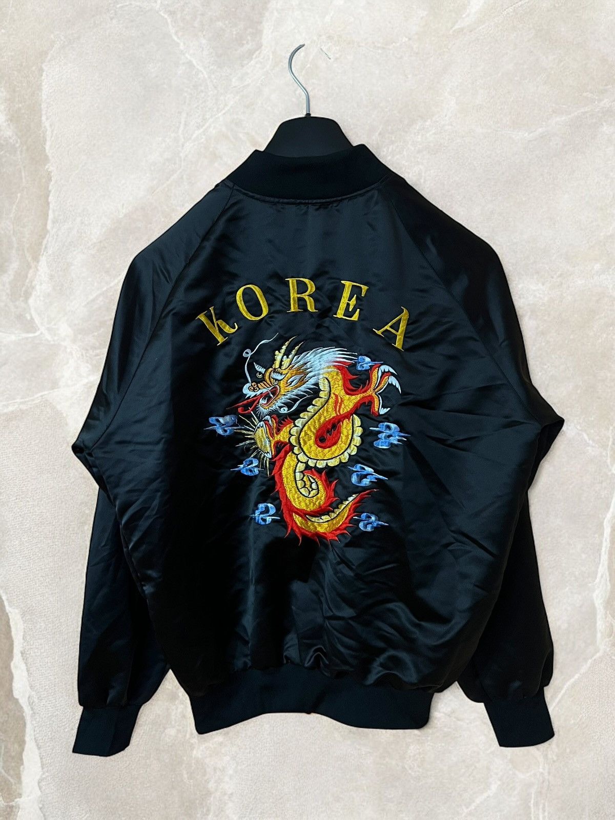 Vintage Vintage KOREA DRAGON Embroidered Big Logo Bomber Jacket y2k Size US M / EU 48-50 / 2 - 1 Thumbnail