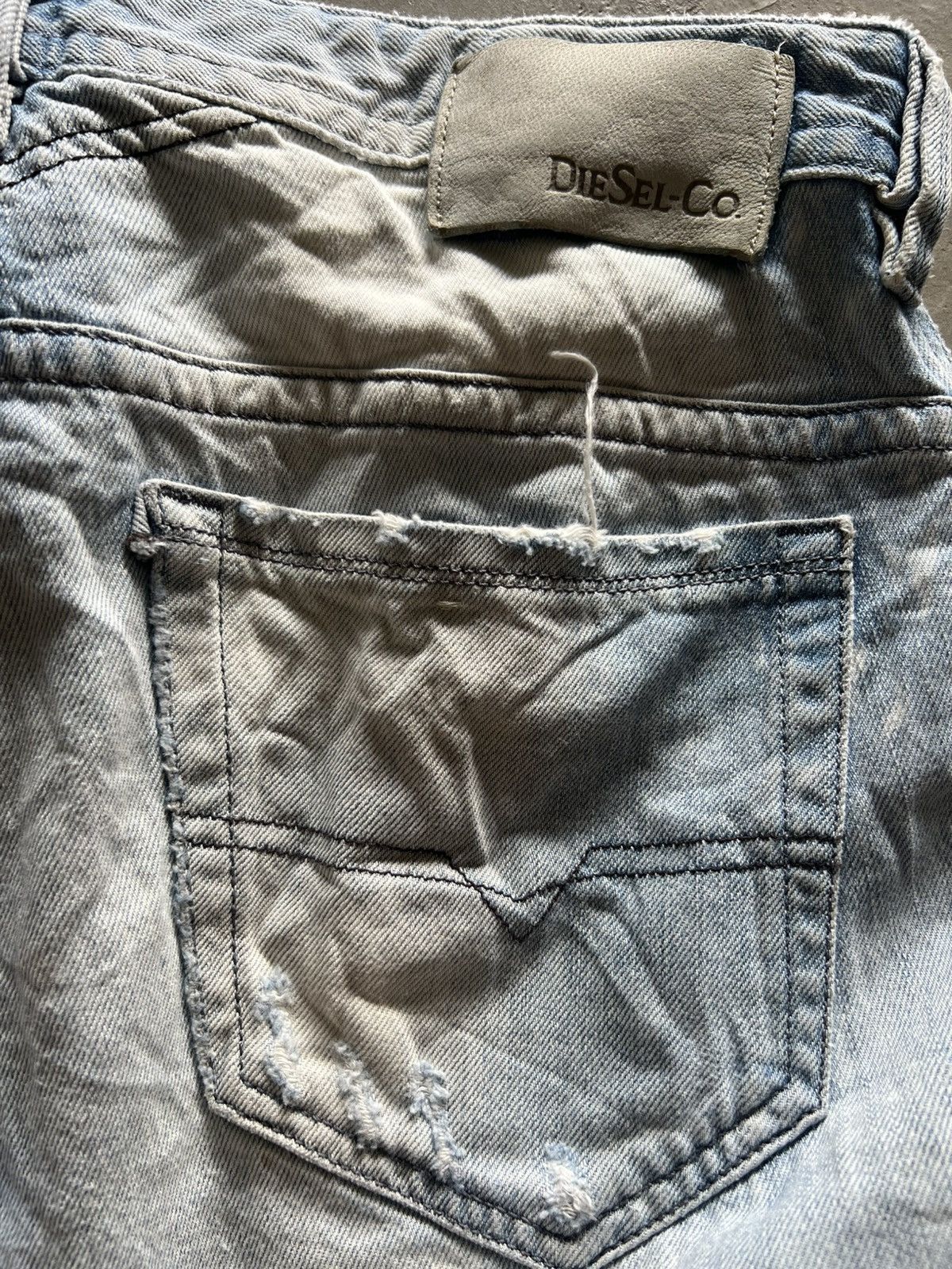 Diesel distressed diesel industry denim splatter bleach sick washed Size US 33 - 19 Thumbnail
