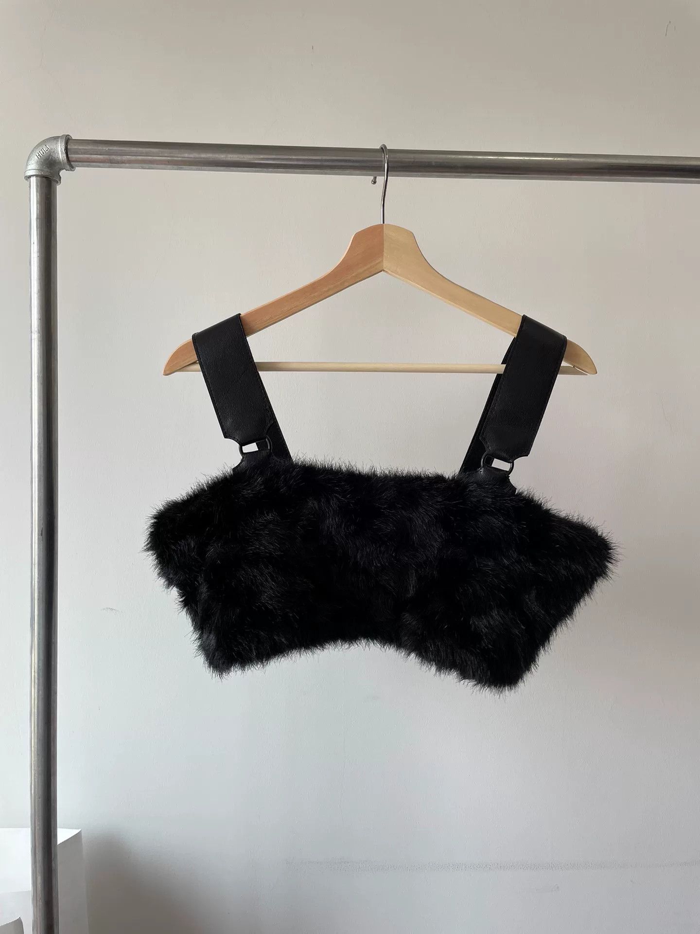 Noir Kei Ninomiya Noir Kei Ninomiya Fuzzy Vest Size S / US 4 / IT 40 - 1 Thumbnail