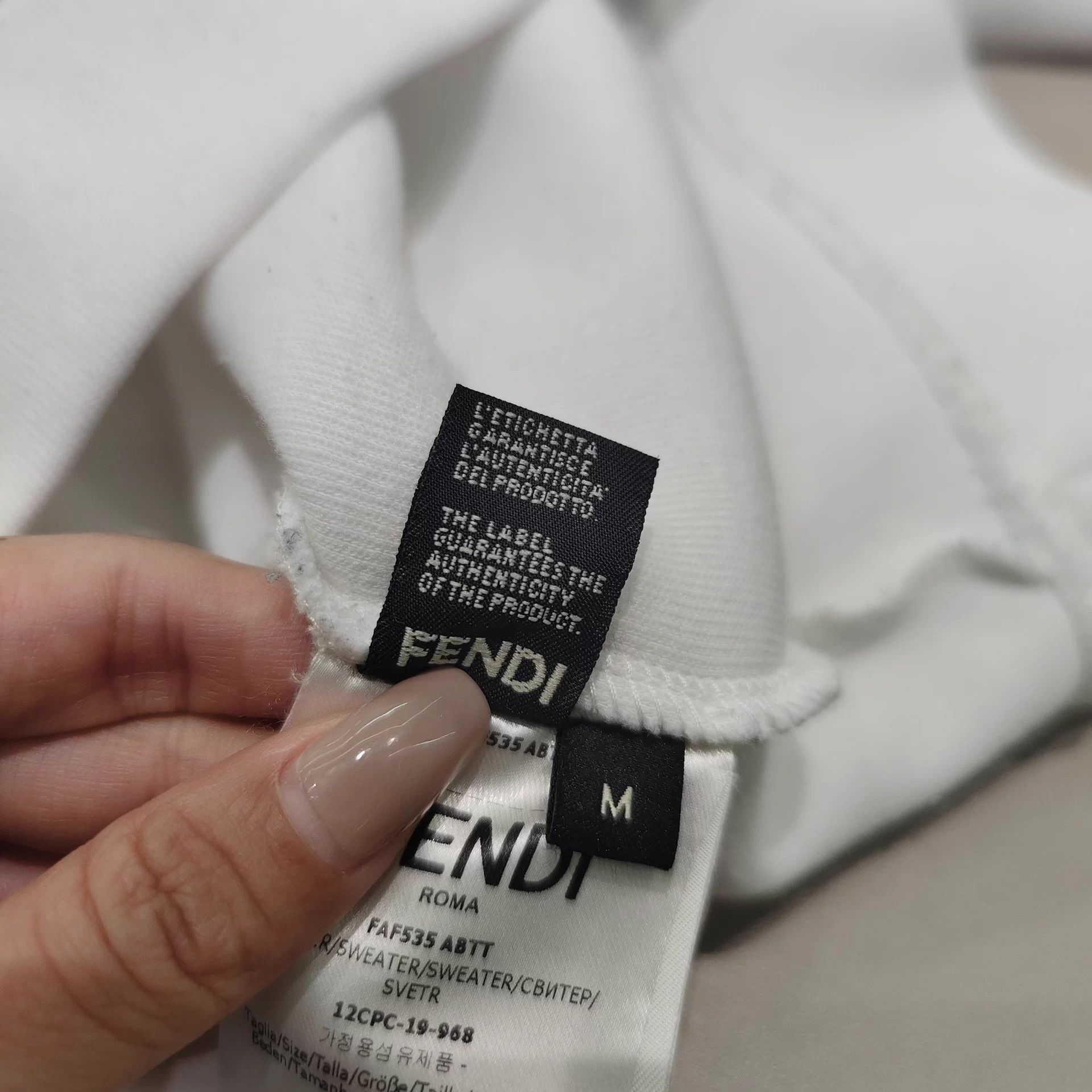 Fendi Fendi FF Logo Sweatshirt M (99% New, Authentic) Size M / US 6-8 / IT 42-44 - 5 Thumbnail