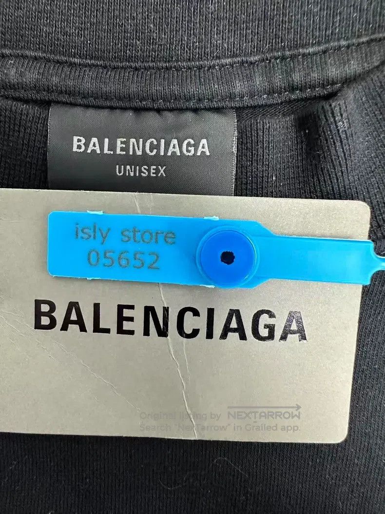 Balenciaga Balenciaga Letter Printed Round Neck Short Sleeve Size US S / EU 44-46 / 1 - 4 Thumbnail