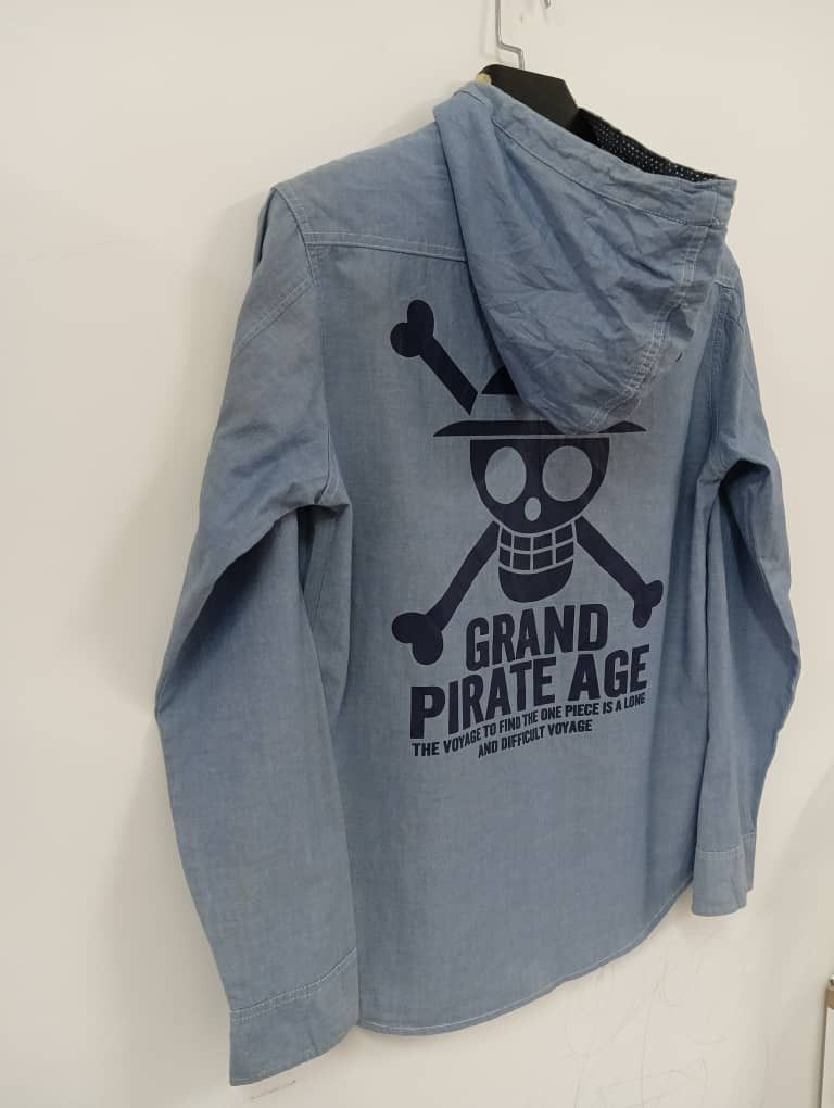 Anime × Japanese Brand × One Piece 🔥One Piece Mugiwara Pirates Hooded Button Up Bog Logo Size US L / EU 52-54 / 3 - 8 Thumbnail