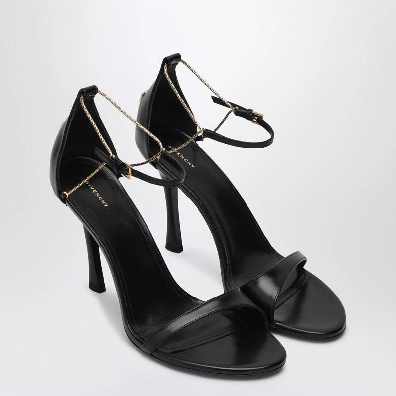 o1w1db10126 Heels in Black