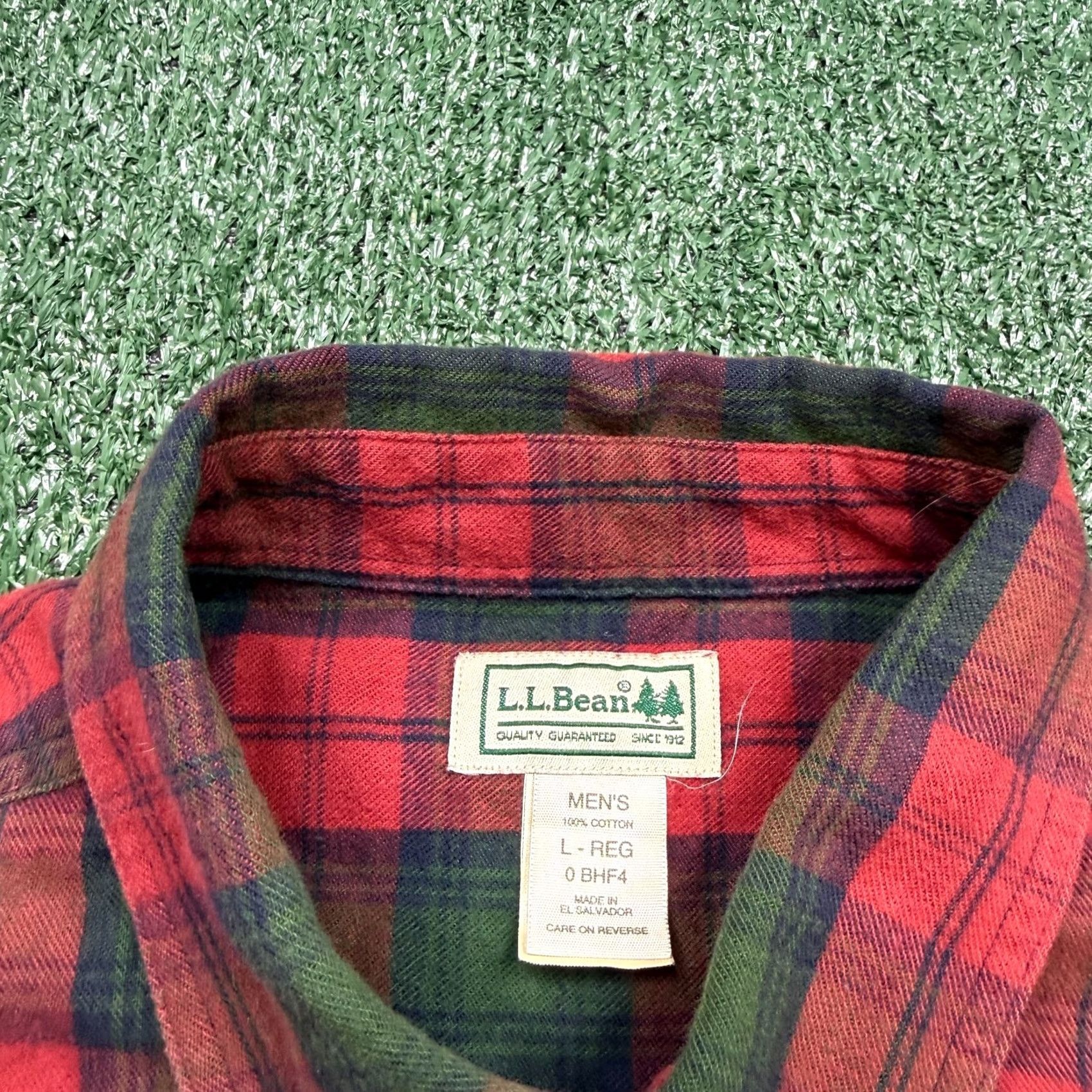 Vintage VINTAGE L.L. Bean Button-Up Shirt Mens Size L Red Green Plaid Long Sleeve Wool Cotton Y2K Lumberjack Outdoor USA Virginia Model Maine Guide Size US L / EU 52-54 / 3 - 2 Thumbnail