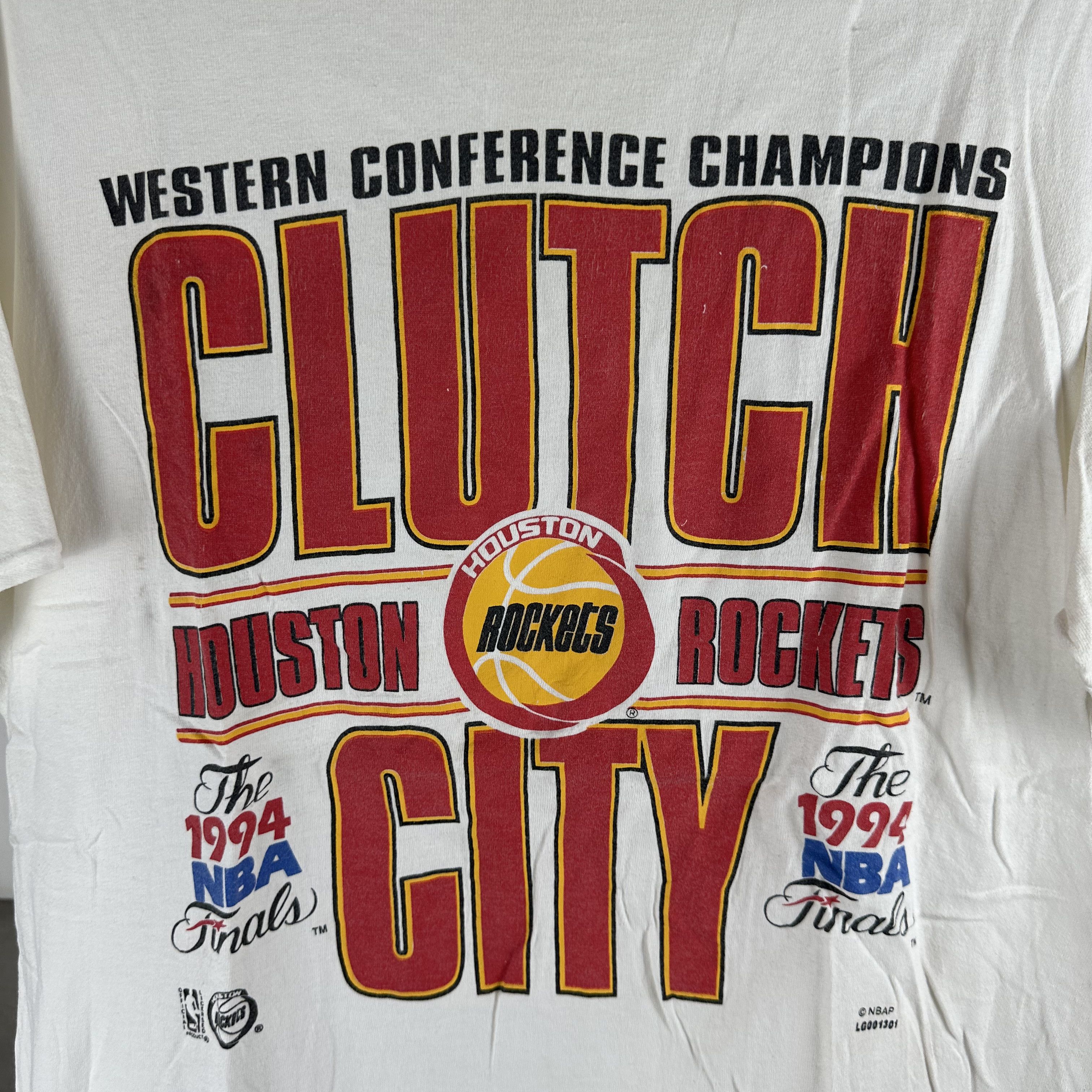 Vintage Vintage 1994 Houston Rockets Clutch City NBA T-shirt Size US XL / EU 56 / 4 - 2 Thumbnail