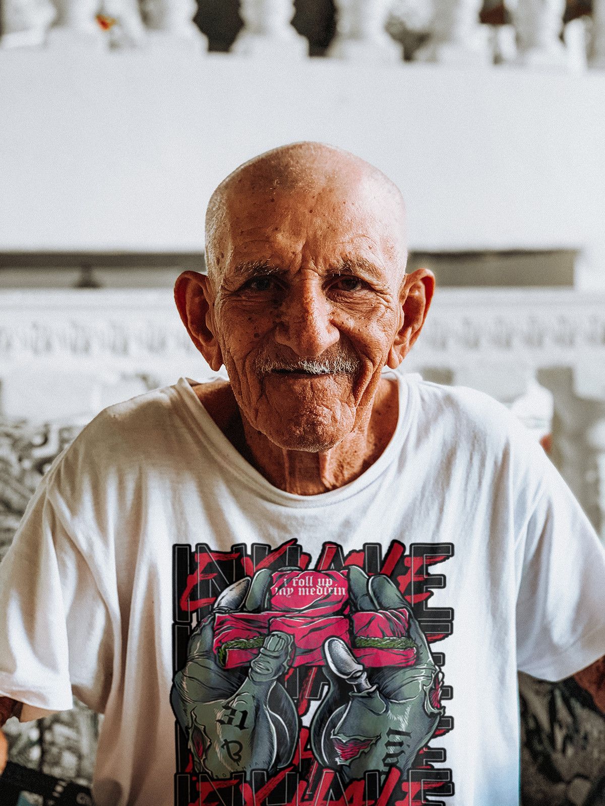 Designer × Vintage Basketball Graphic Tee for True Fans Size US L / EU 52-54 / 3 - 4 Thumbnail