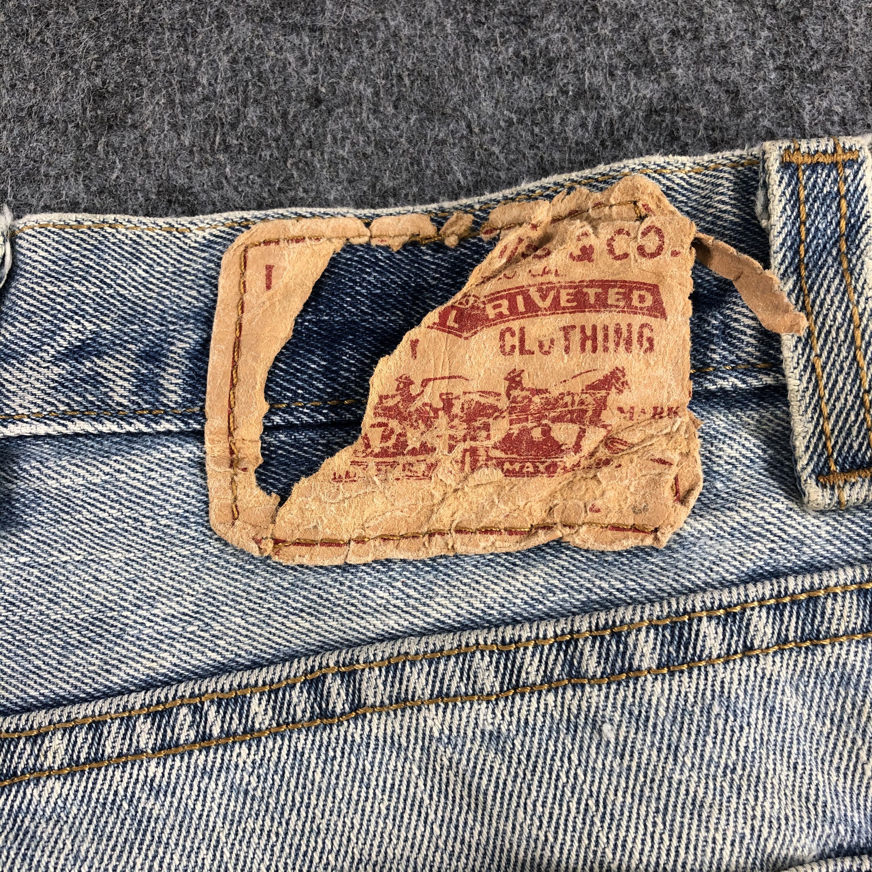 Levi's Vintage Light Wash Levis 560 Jeans-J1686 Size US 41 - 5 Thumbnail