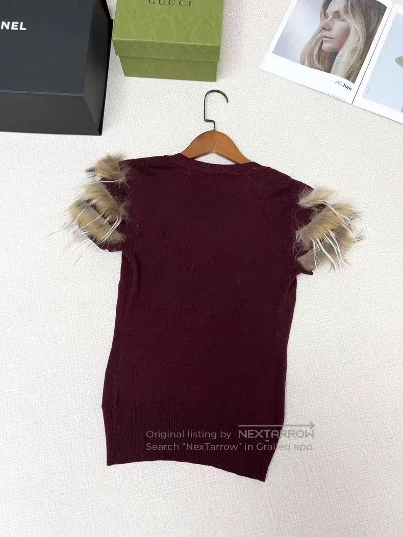 Fendi Fendi Classic fur-trimmed short-sleeve wool-knit sweater Size XS / US 0-2 / IT 36-38 - 2 Thumbnail