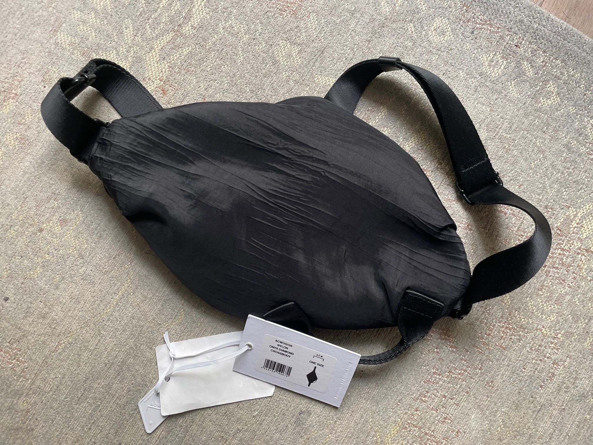 A-COLD-WALL* A-C-W A cold wall black nylon crossbody bag onyx diamond Size ONE SIZE - 6 Thumbnail