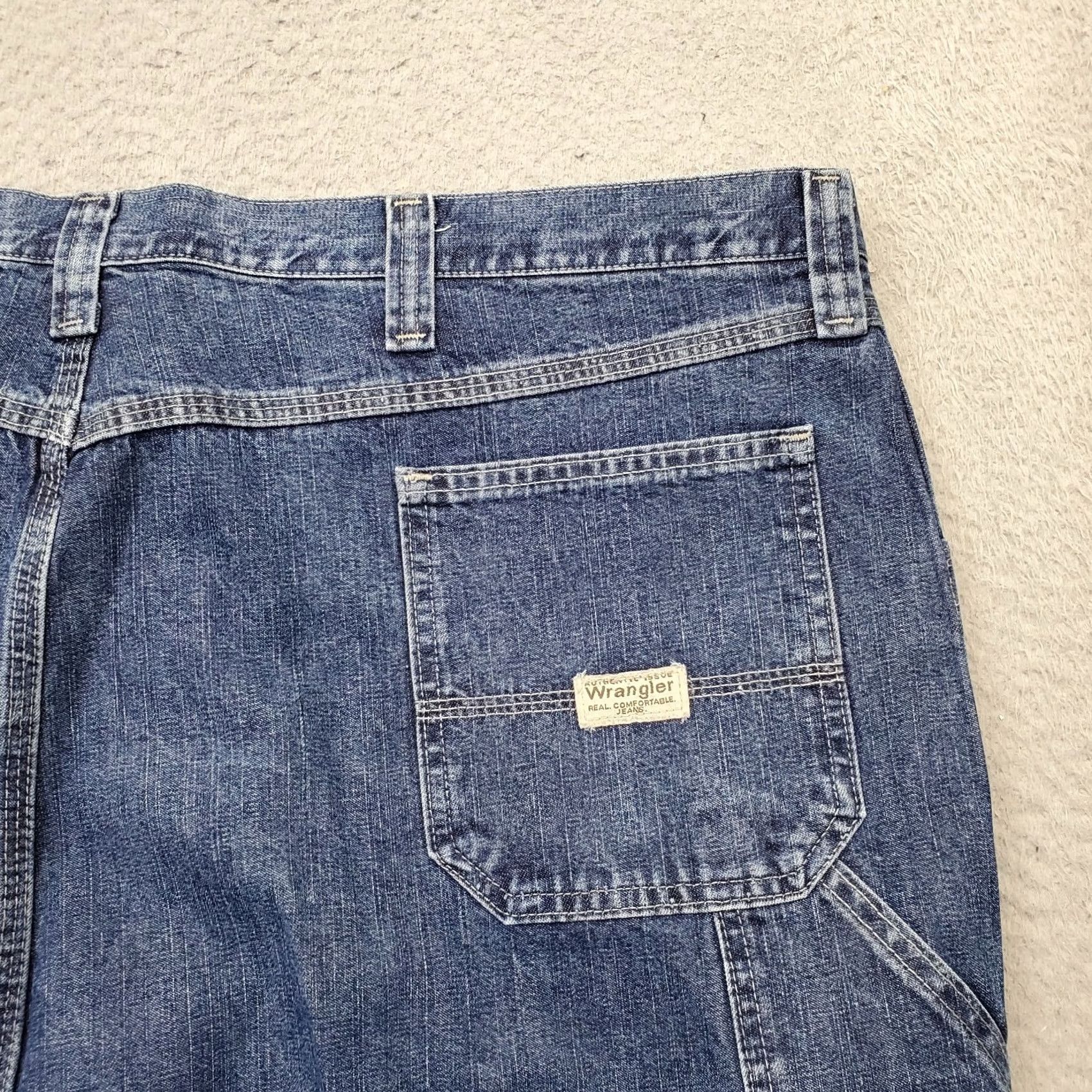 Wrangler Wrangler Mens 48 Blue Denim Carpenter Shorts Bermuda Flat Front High Rise 5-Pocket Regular Waist 10in Inseam Casual Workwear Size US 32 / EU 48 - 8 Thumbnail