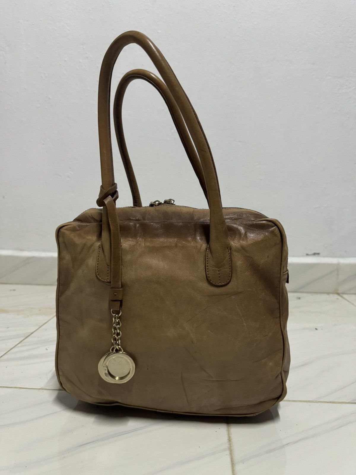 ARMANI EXCHANGE SOFT LEATHER SHOULDER BAG