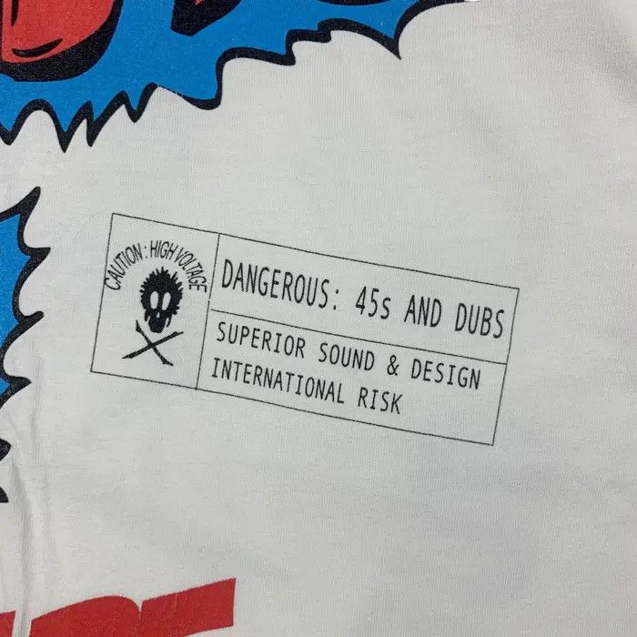 Vintage DONUTS 45 SKATEBOARD Beware Killa Dub Tracks Tee Shirt Size US L / EU 52-54 / 3 - 7 Thumbnail