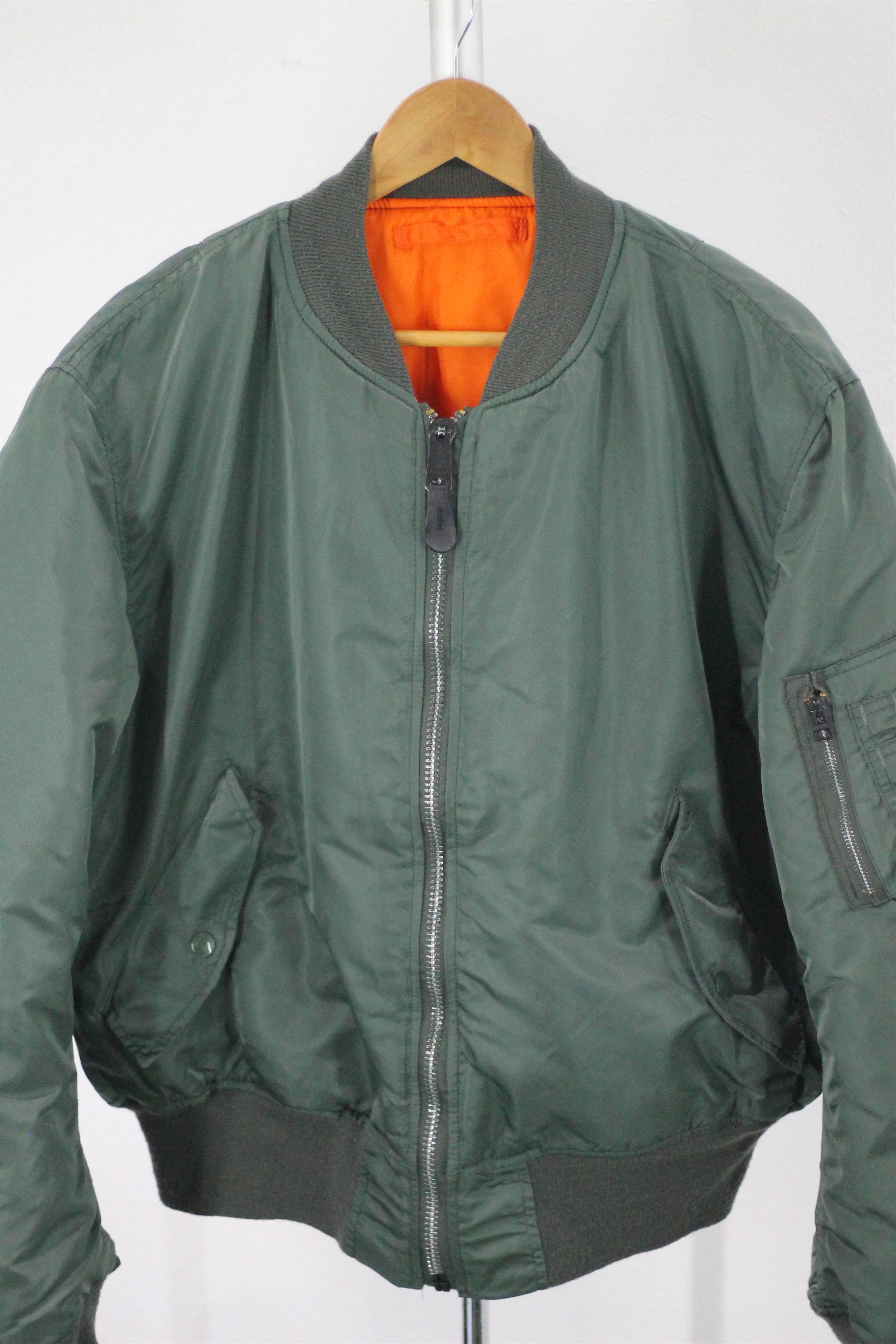 Alpha Industries Vintage ALPHA INDUSTRIES Reversible Bomber Jacket. Size US XL / EU 56 / 4 - 6 Thumbnail