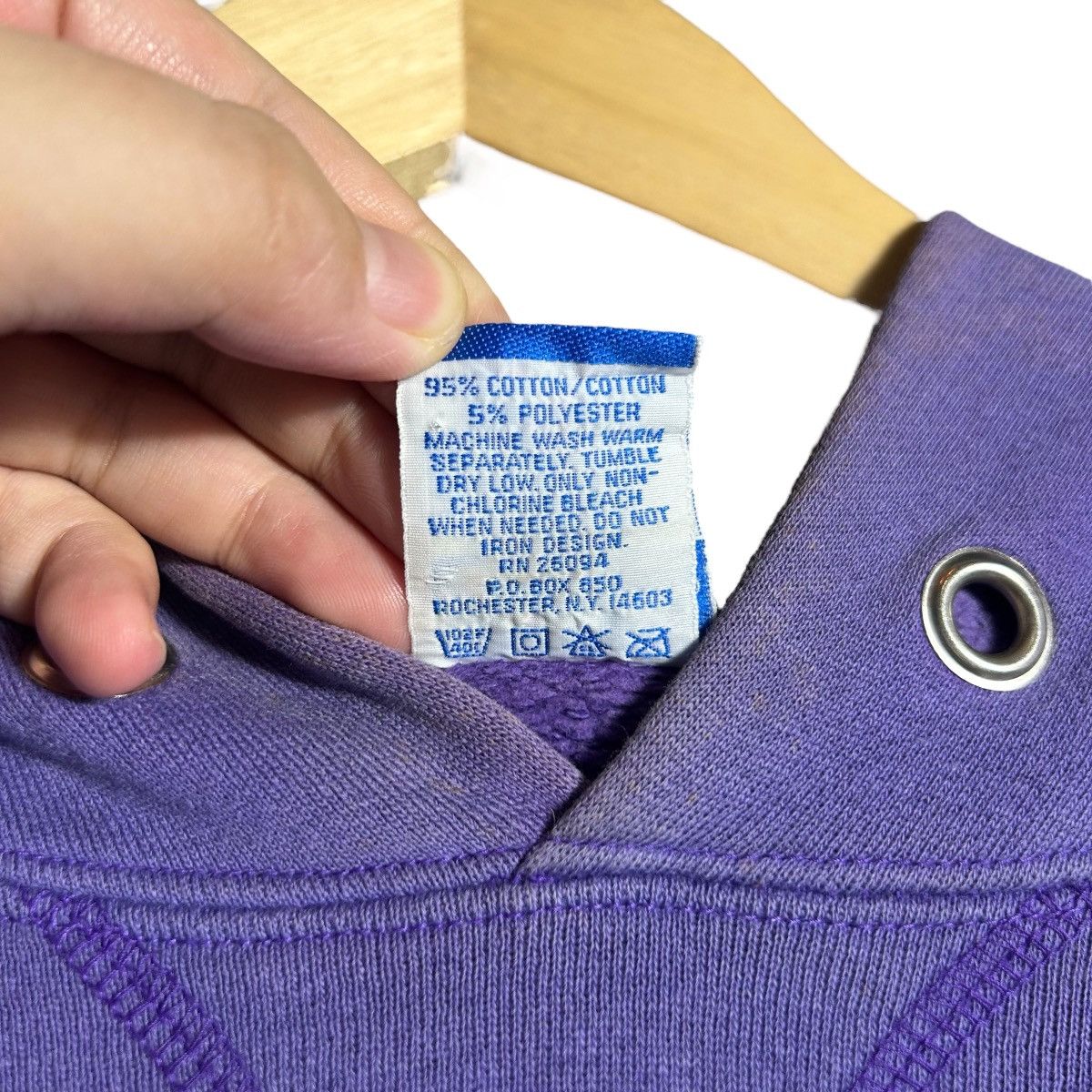 Champion Champion Big Logo Hoodie/Vintage 90s Size XL / US 12-14 / IT 48-50 - 6 Thumbnail