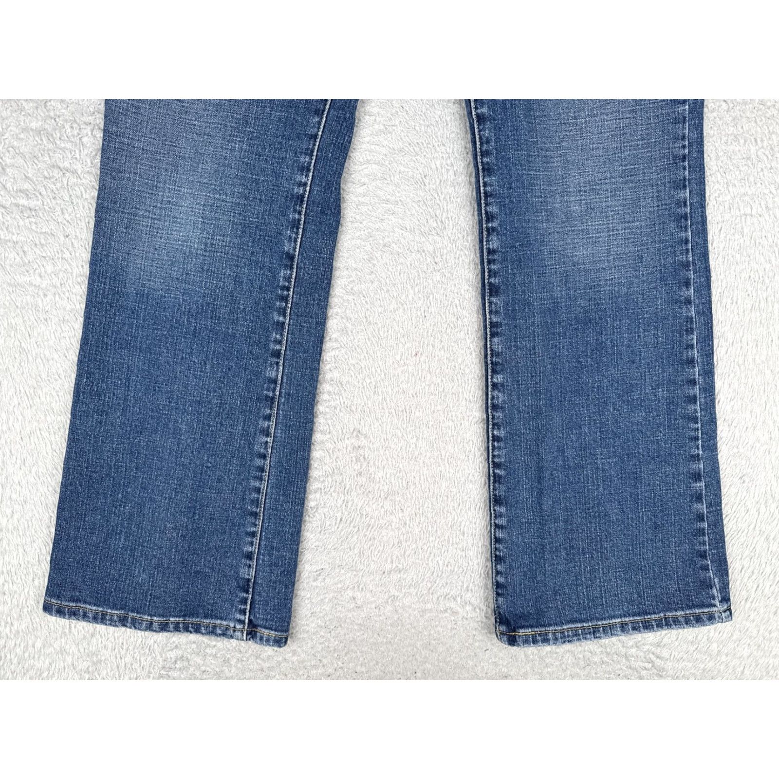 Levi's Levi's Jeans Bootcut Womens 14 Blue Med Wash Mid Rise Stretch Denim 34x31 Size 36" / US 14 / IT 50 - 2 Thumbnail