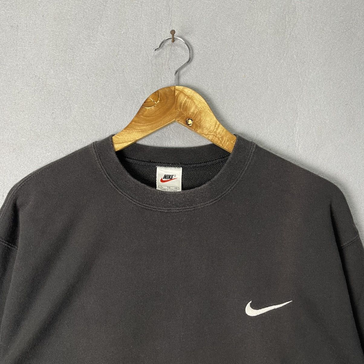 Nike 2000s Nike Mini Swoosh Crewneck Sweatshirt Size US XL / EU 56 / 4 - 2 Thumbnail
