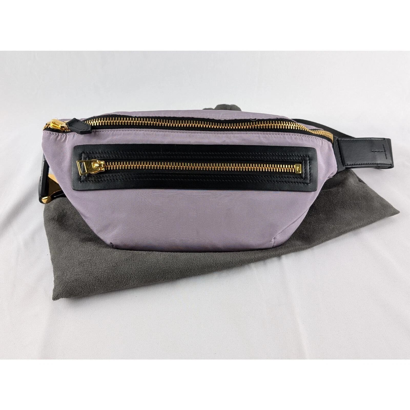 Tom Ford o1rshd1 Size: OS / Men Belt Bags in Lavander/Black Size ONE SIZE - 10 Thumbnail