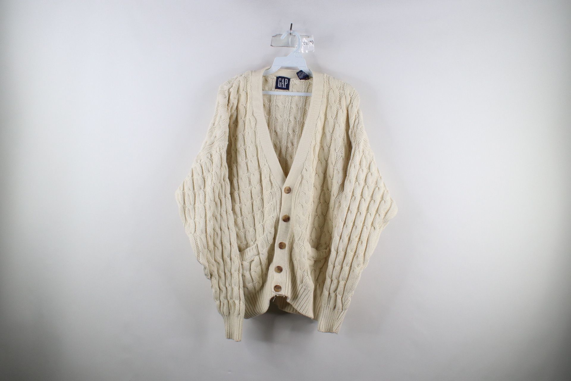 Gap × Vintage Vintage 90s Gap Chunky Cable Knit Cardigan Sweater Cream Size US L / EU 52-54 / 3 - 1 Thumbnail